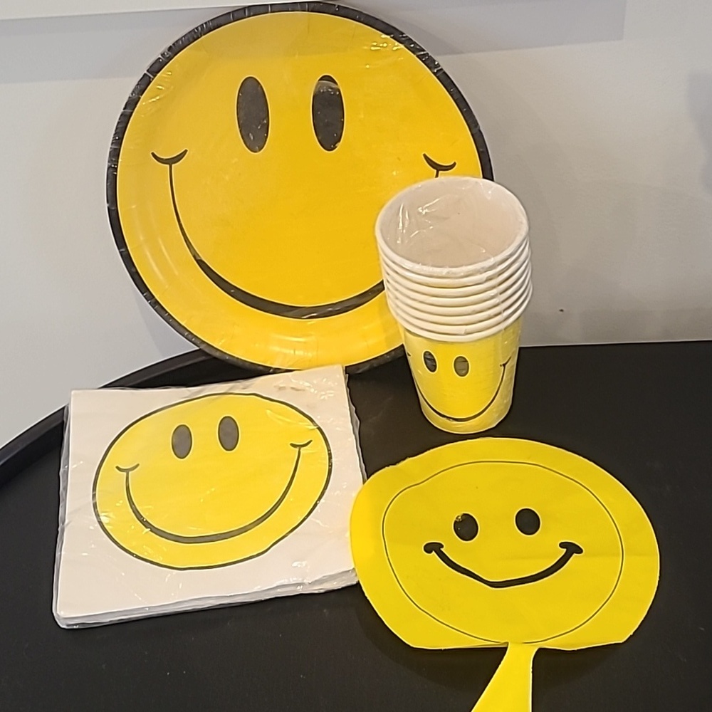Vintage 90s smiley face birthday party bundle